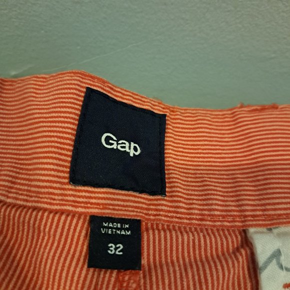 GAP Men's 32x10 Flat Front Corded Stripe Short - Picture 2 of 15